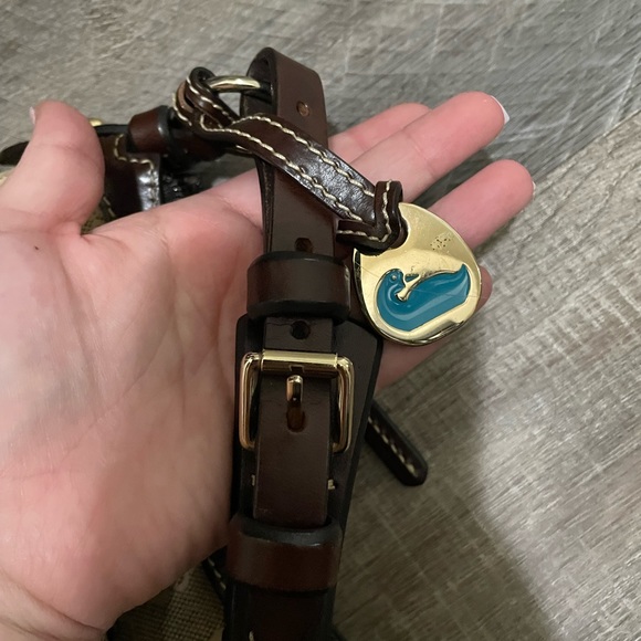 Dooney and Bourke purse. Used. - Picture 4 of 4